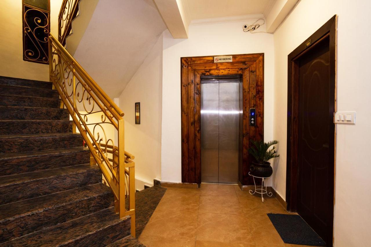 The Spruce Mansion Hotell Manāli Exteriör bild